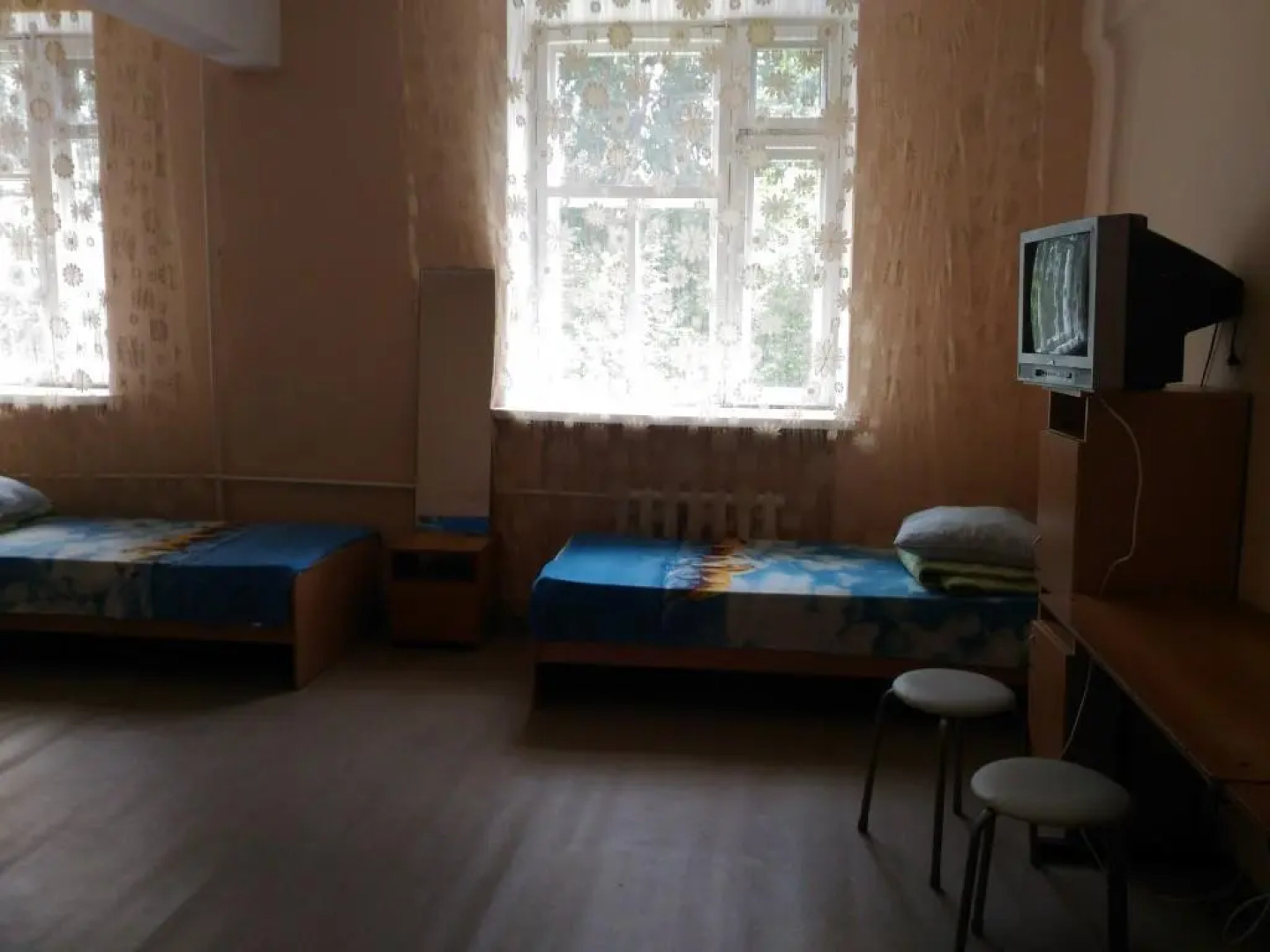 На Володарского