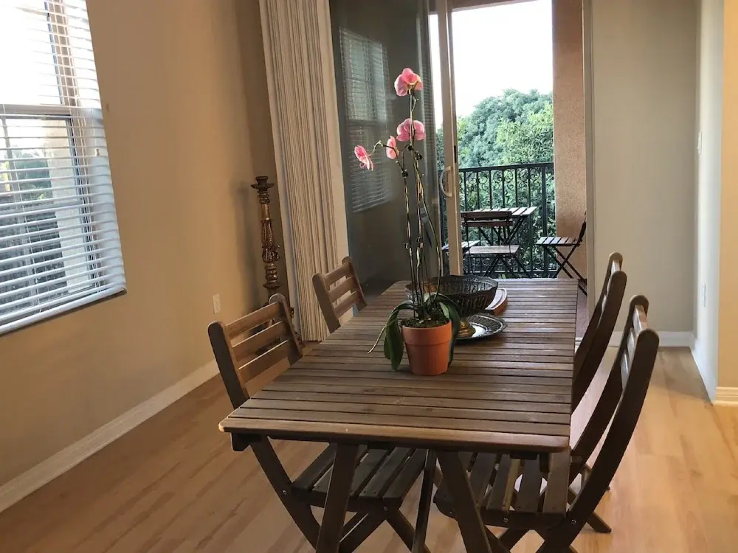 Resort Style Luxury 2BD Suite in Irvine's Spectrum Center