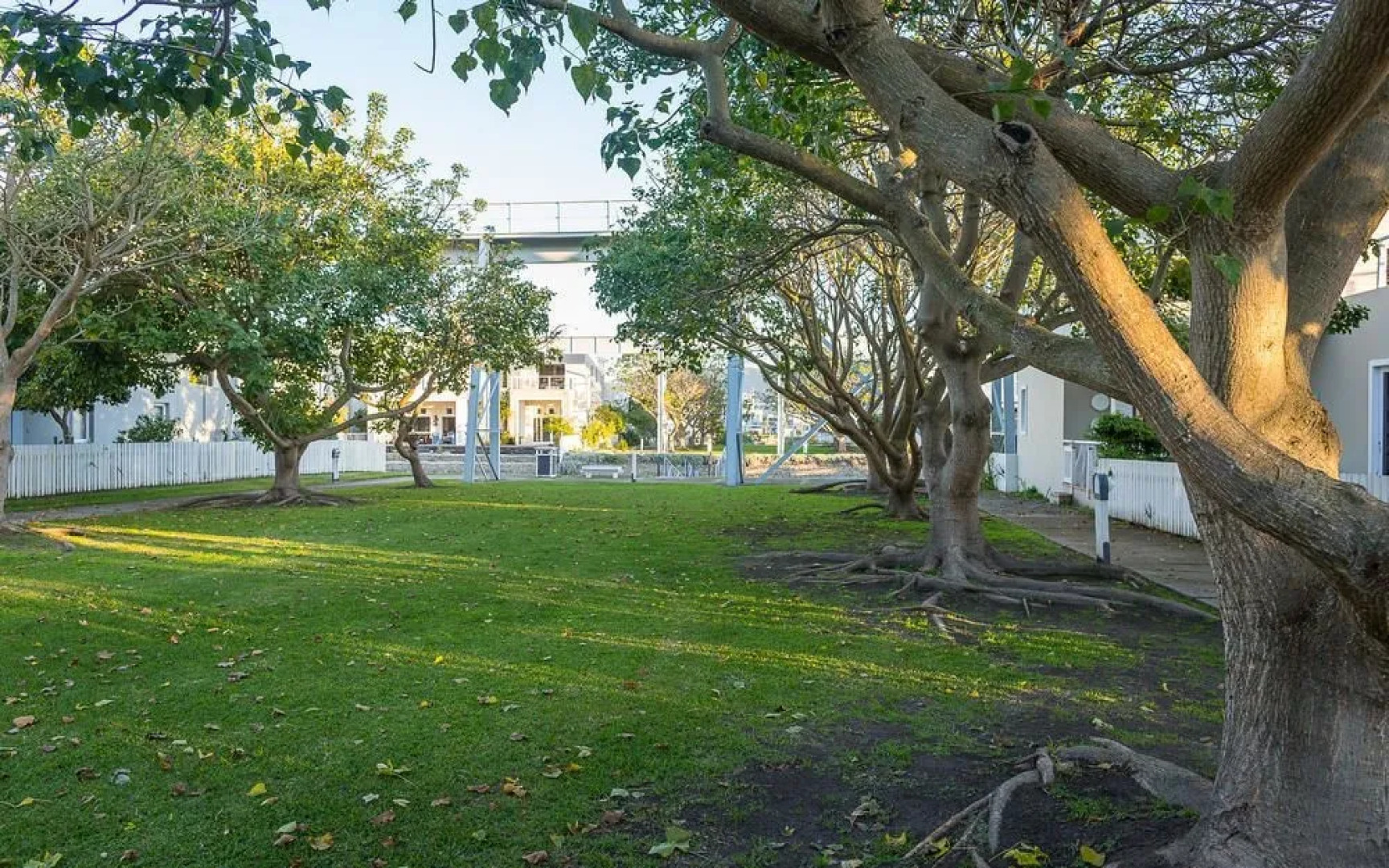 Thesen Island Romance