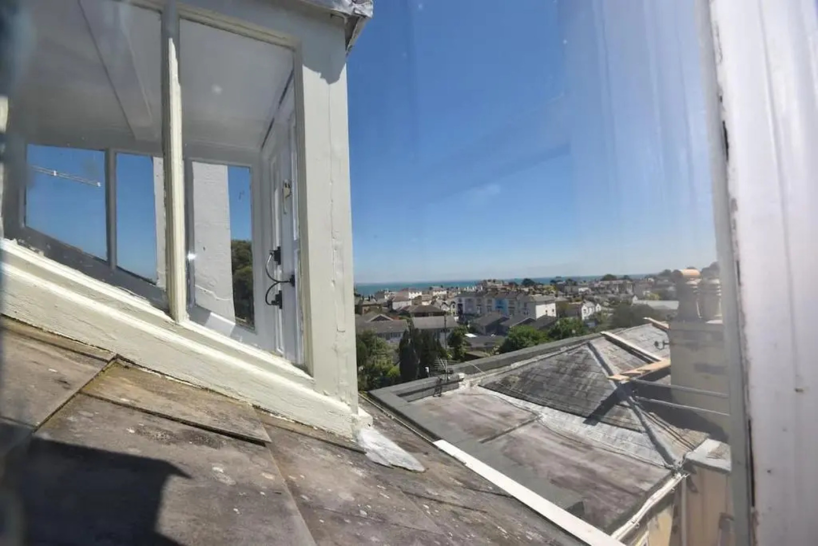 Arden Villa Sleeps 8 Moments From the Golden Sandy Beach of Ryde