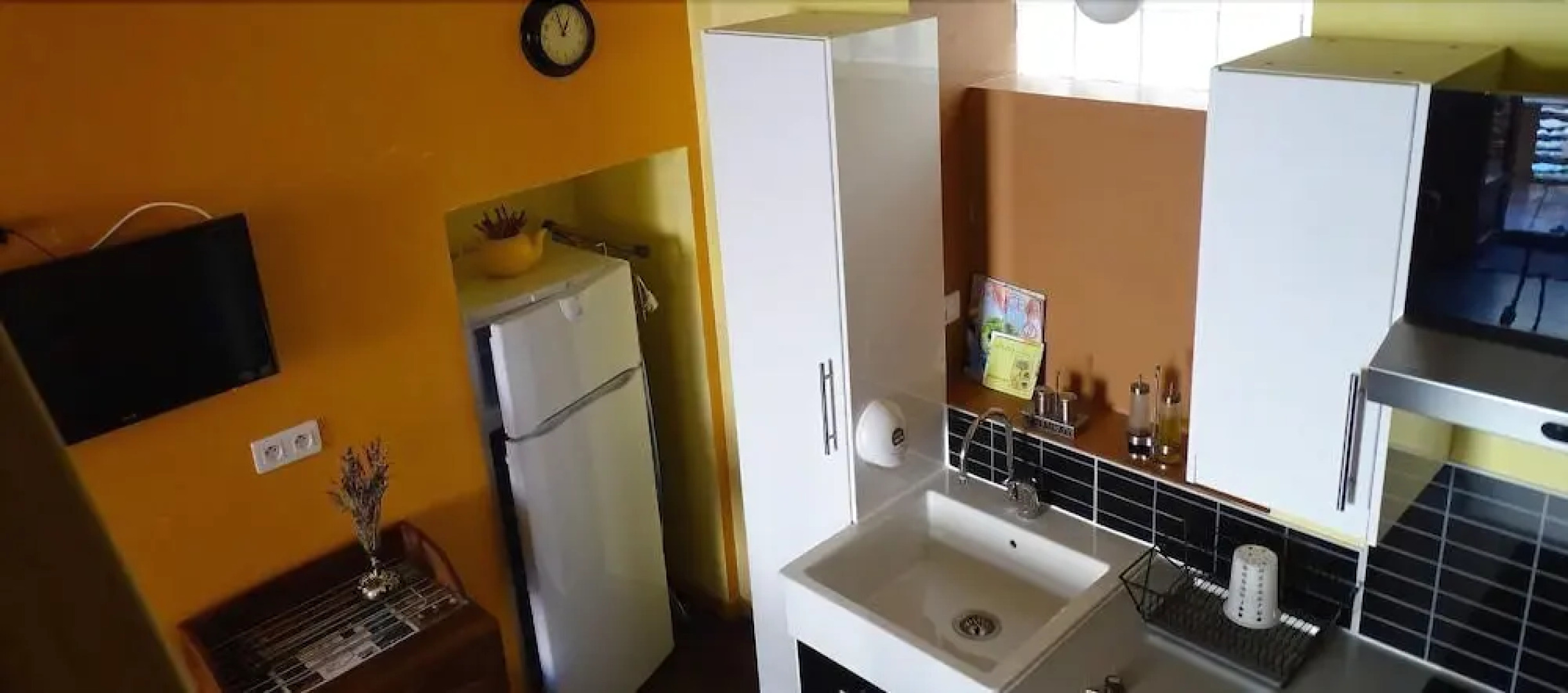 Les Arcades Le Lion Dor