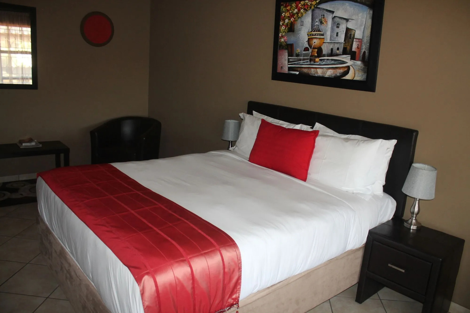 Sleep-Time Guest Lodge