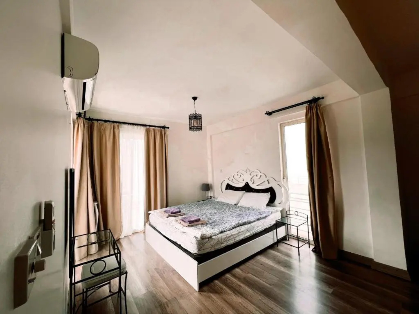 Flat With Roof Terrace and Sea View in Kyrenia