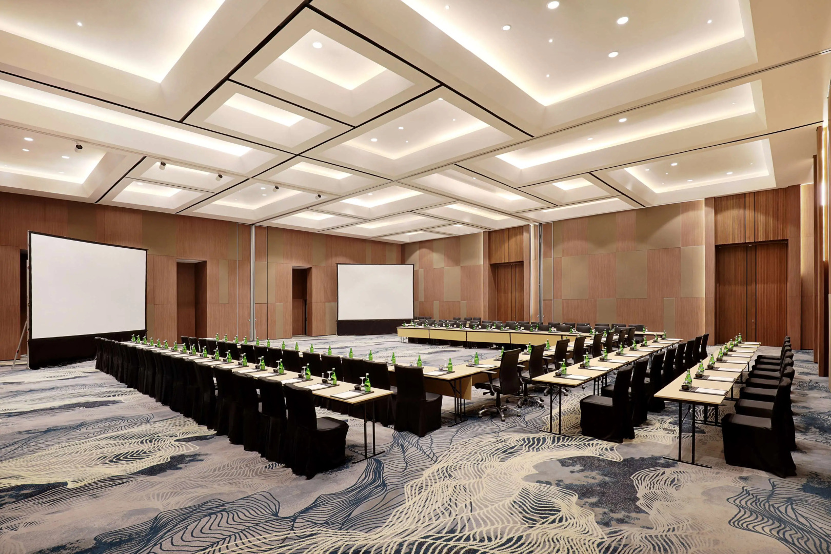 Royal Tulip Gunung Geulis Resort and Golf