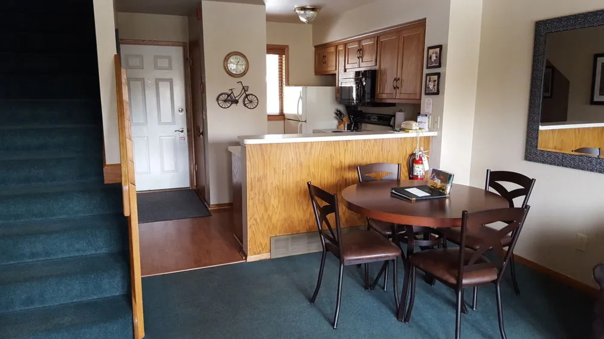 Evergreen Hill Condominiums