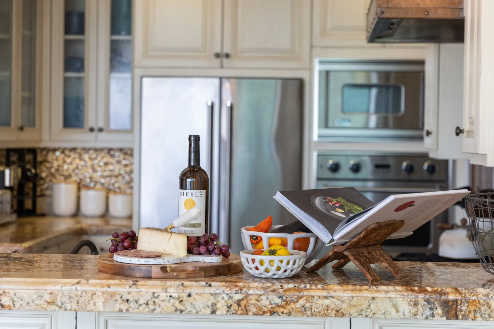 Malibu Beach House Bliss by Avantstay Beachfront + Private Beach Access