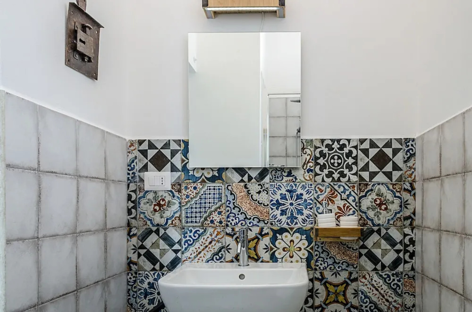 Torre Dell'Alto Mare