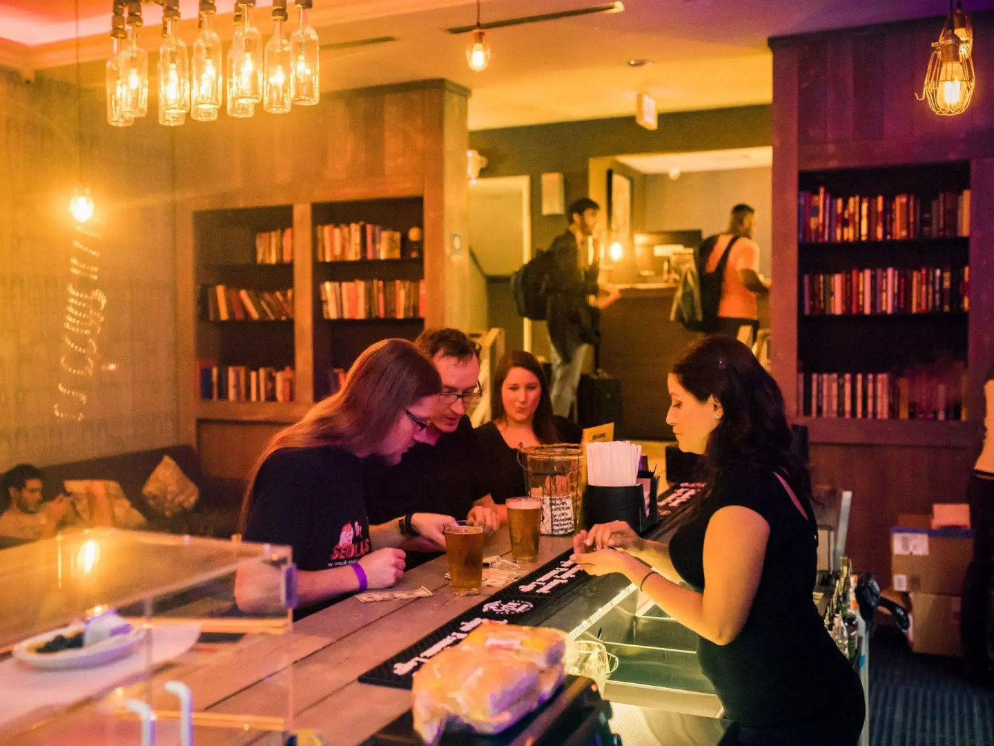 Beds n' Drinks Hostel