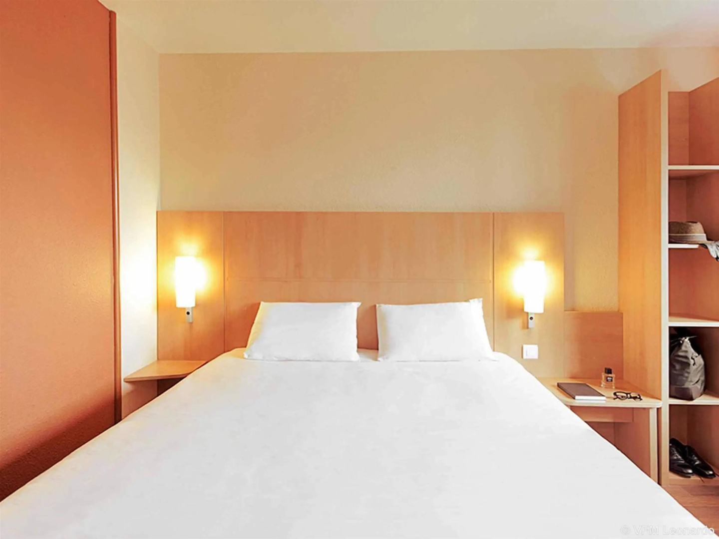 Ibis Paris Canal Saint Martin