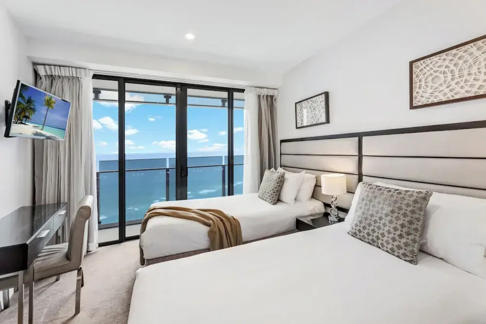 Holiday Holiday Soul Apartments