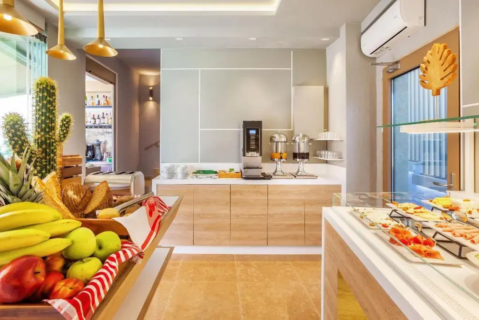 Pefki Deluxe Residences