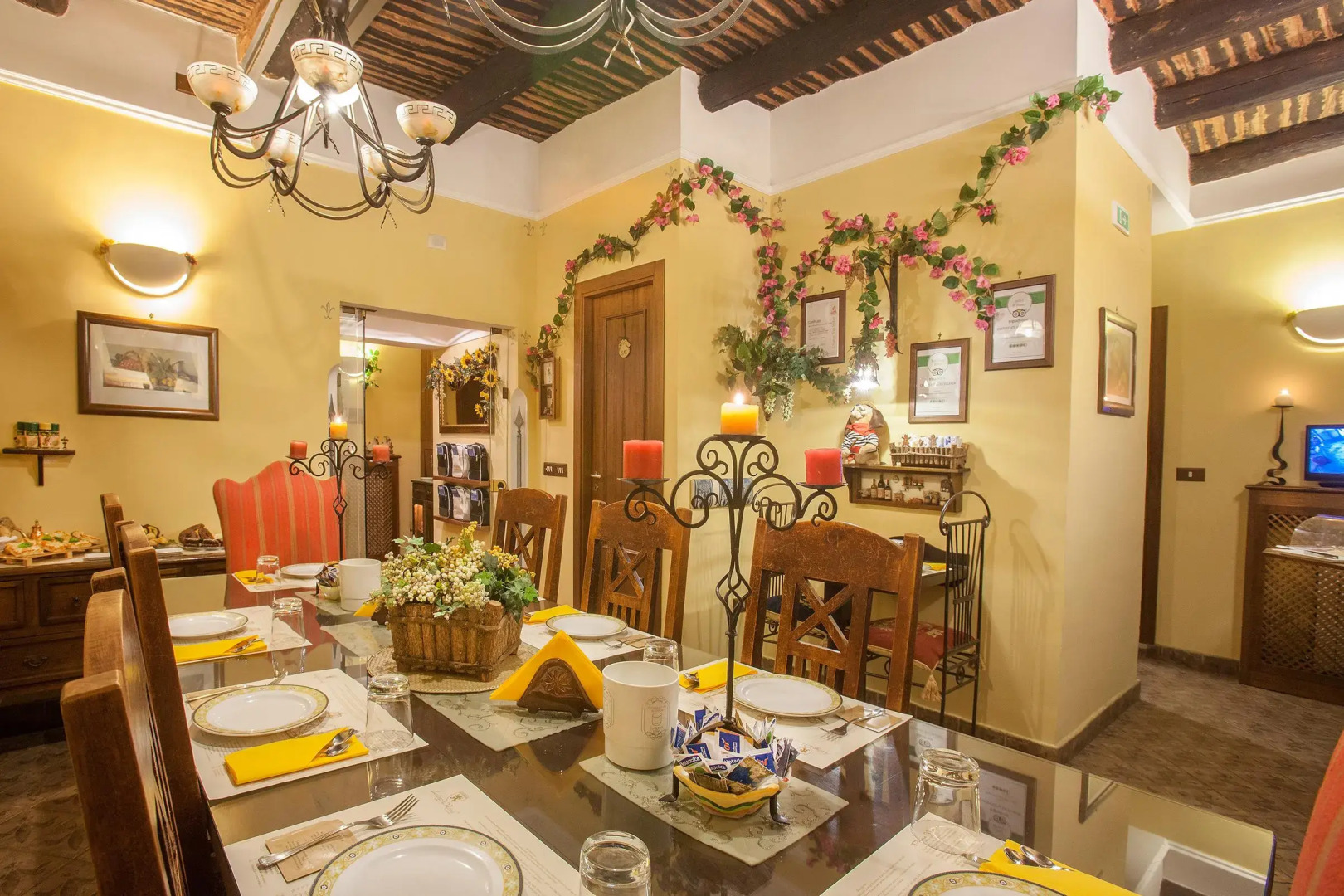 Alloggio dei Vassalli, In the Heart of the Historic Center