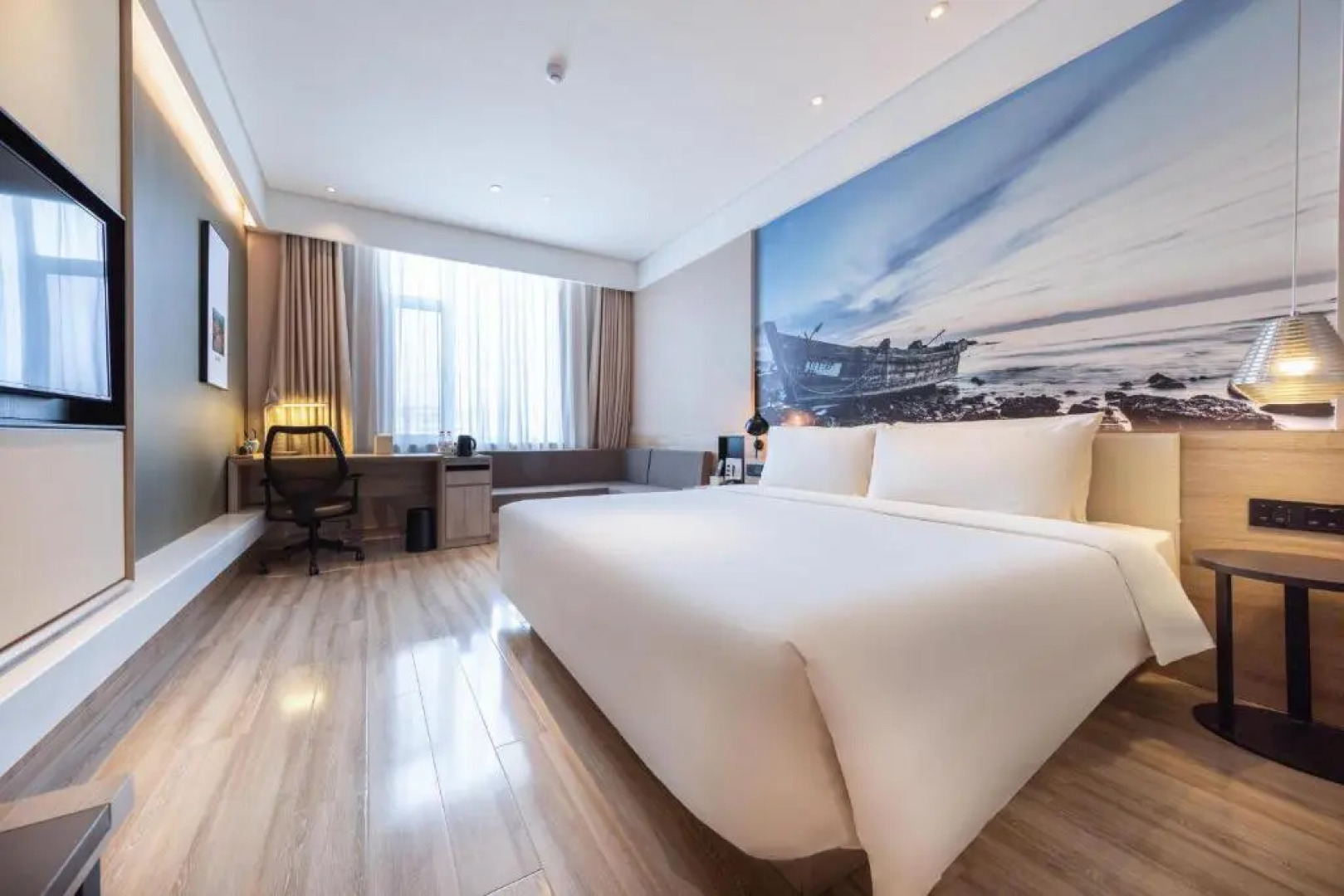 Atour Hotel Zhenda Road South Station Yantai