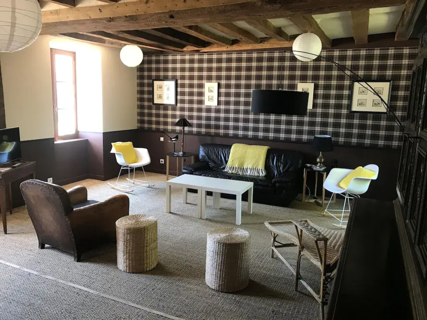 Holiday Home in Saint-Laurent-des-Mortiers with Garden