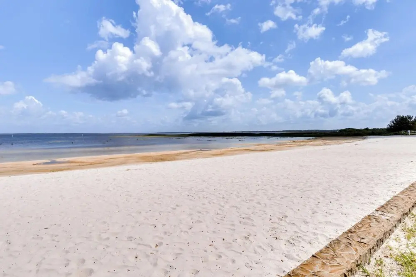 St Cloud Vacation Rental - Walk to Lakefront Park!