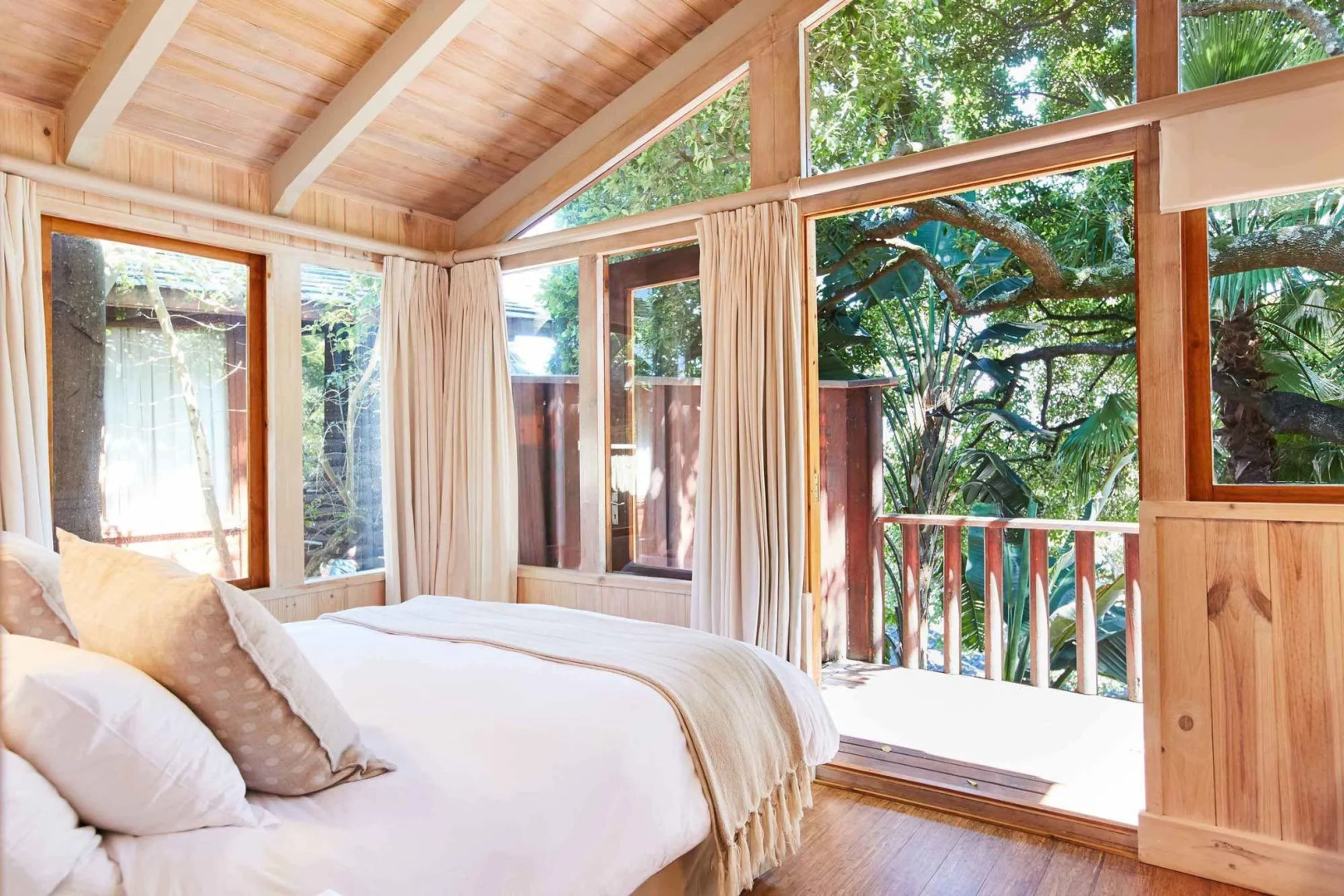 Under Milkwood Resort