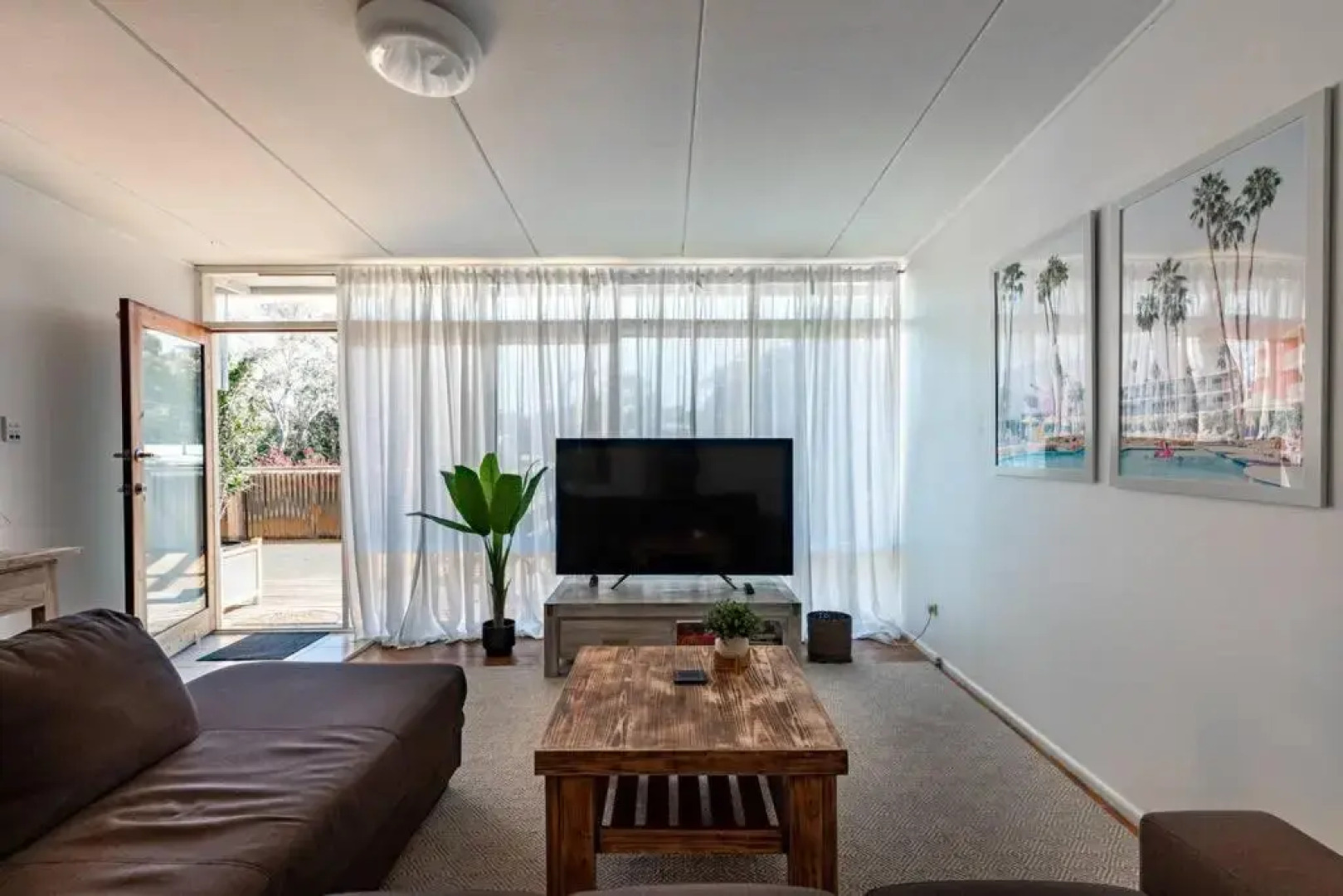 Pet friendly home perfect for 2 or 3 families