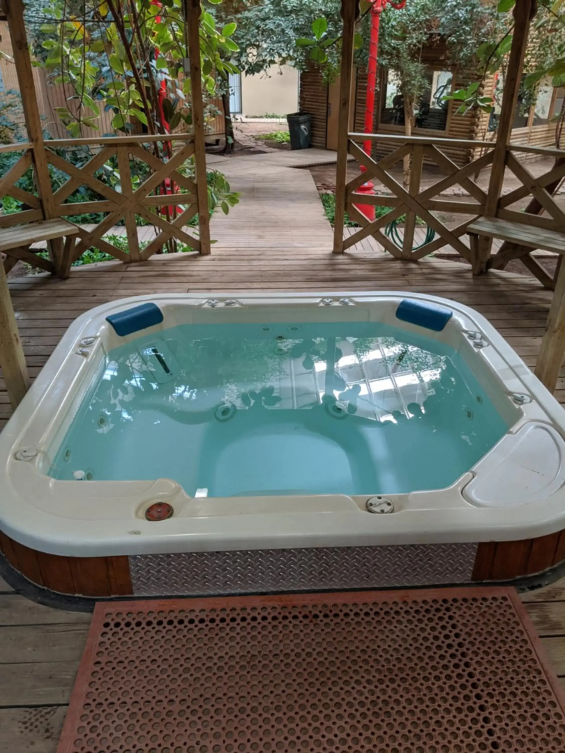 Atrium Inn