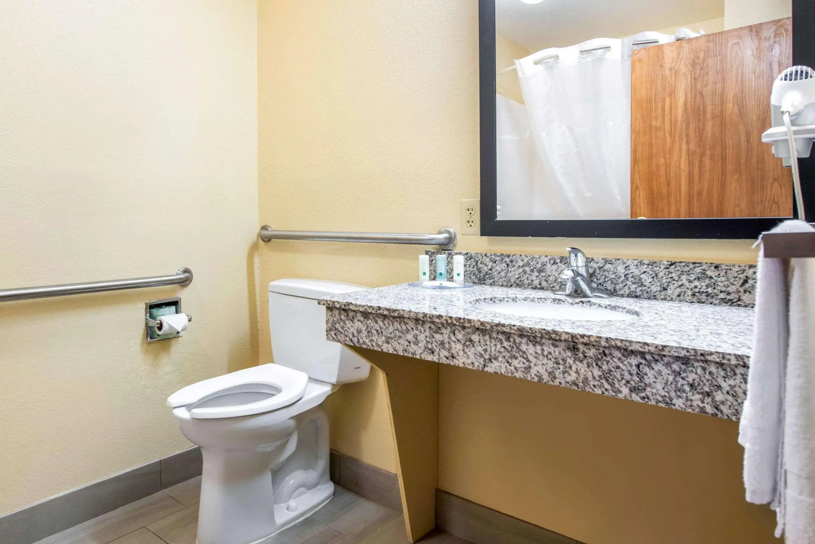Quality Inn & Suites