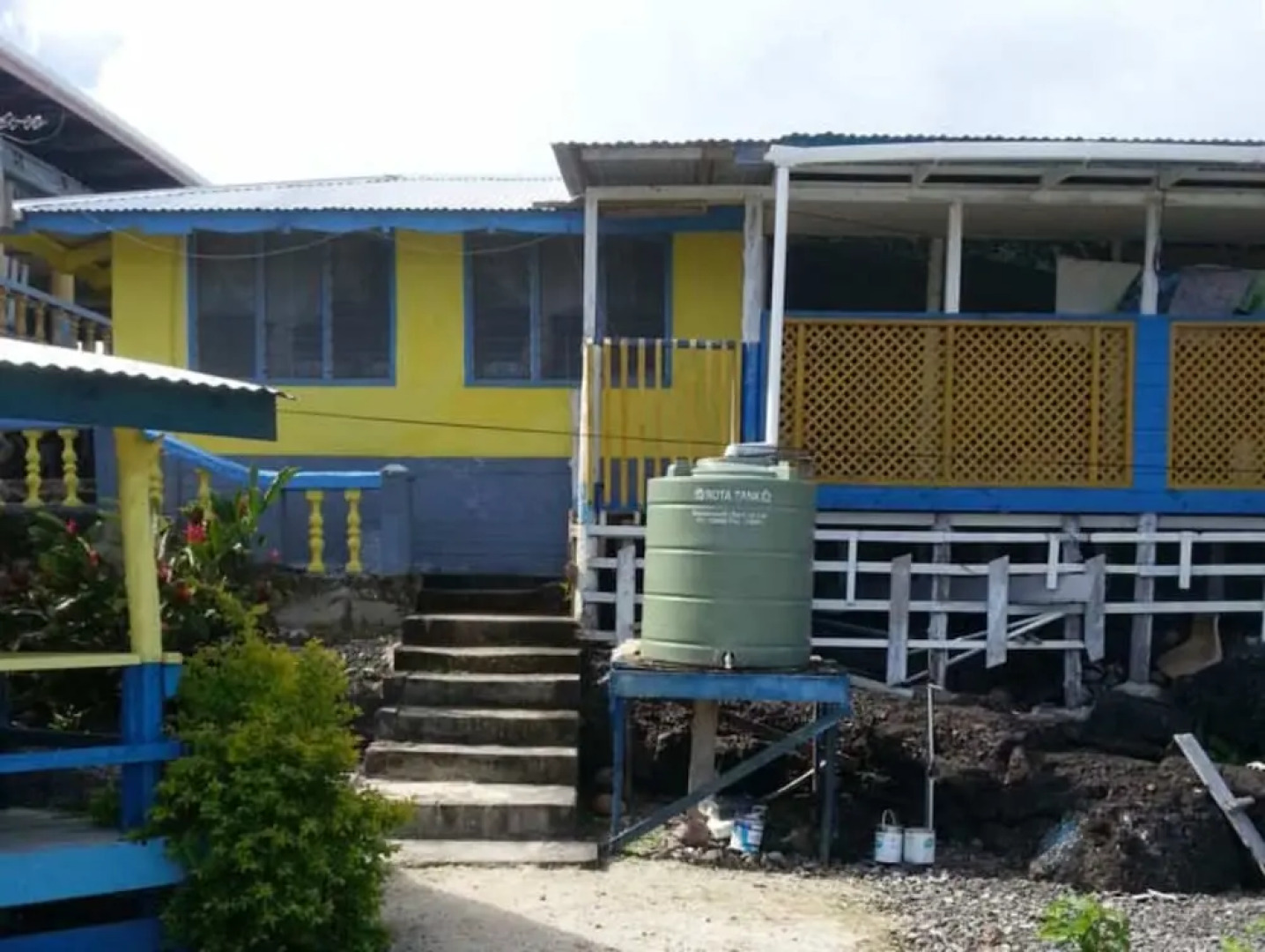 Sweet Escape on Manono Island