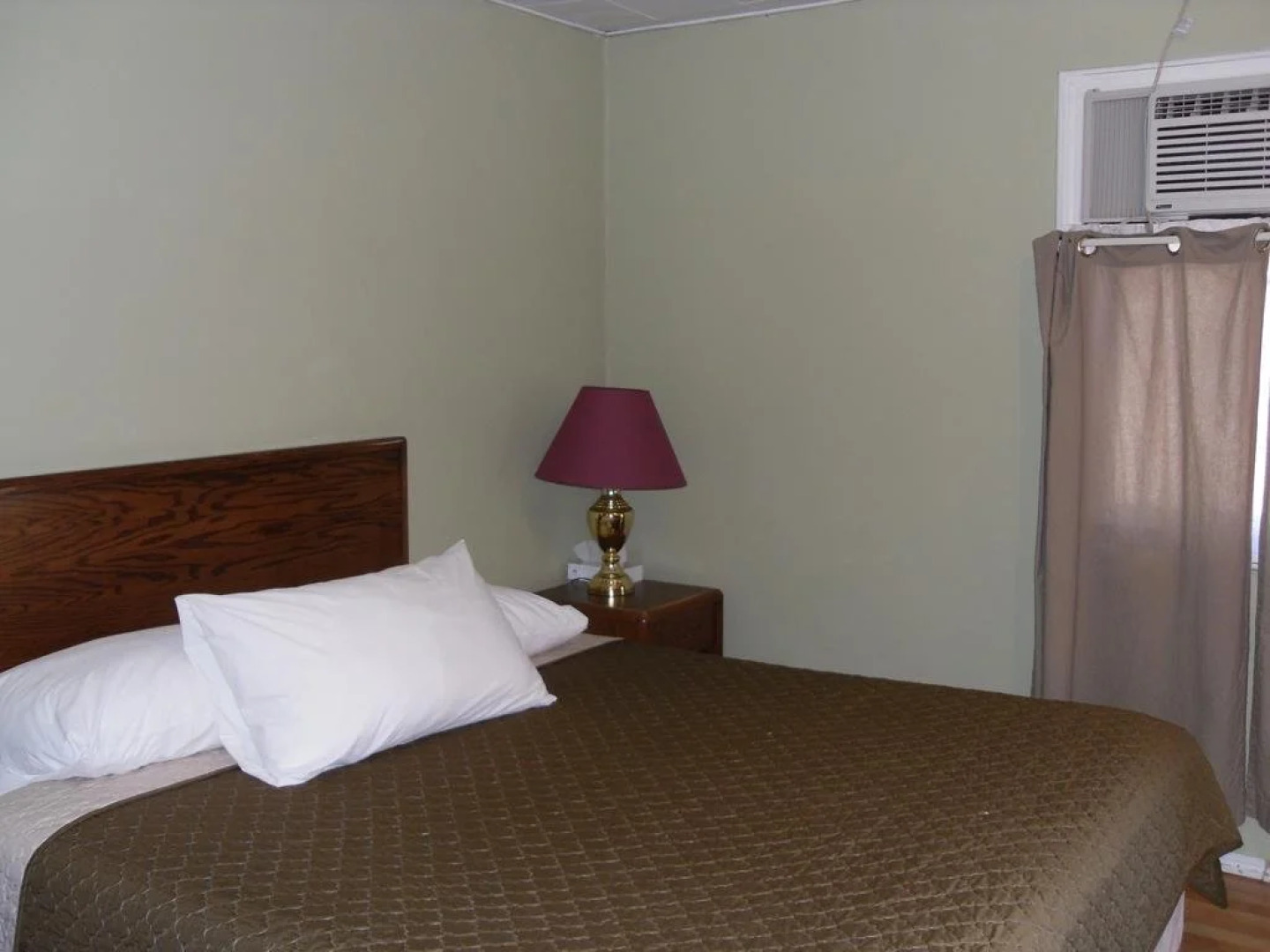 Hotel Bethel - Fort MacLeod, AB