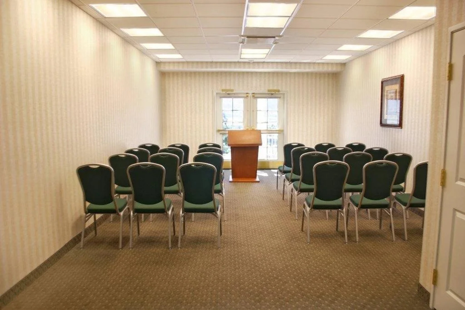 Best Western Plus Lake Elsinore Inn & Suites