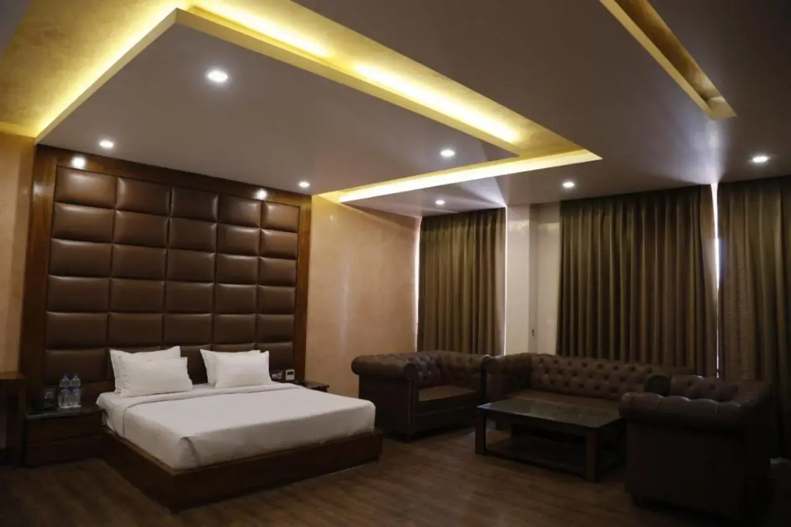 Hotel New York Plaza