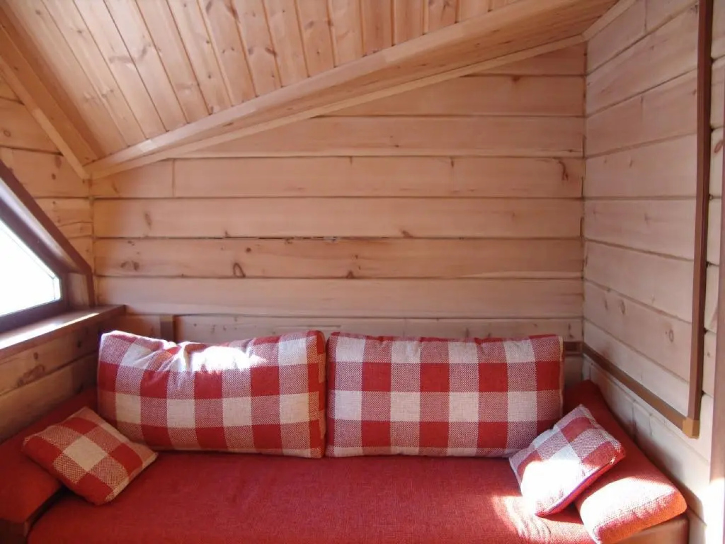 Дом на Телецком