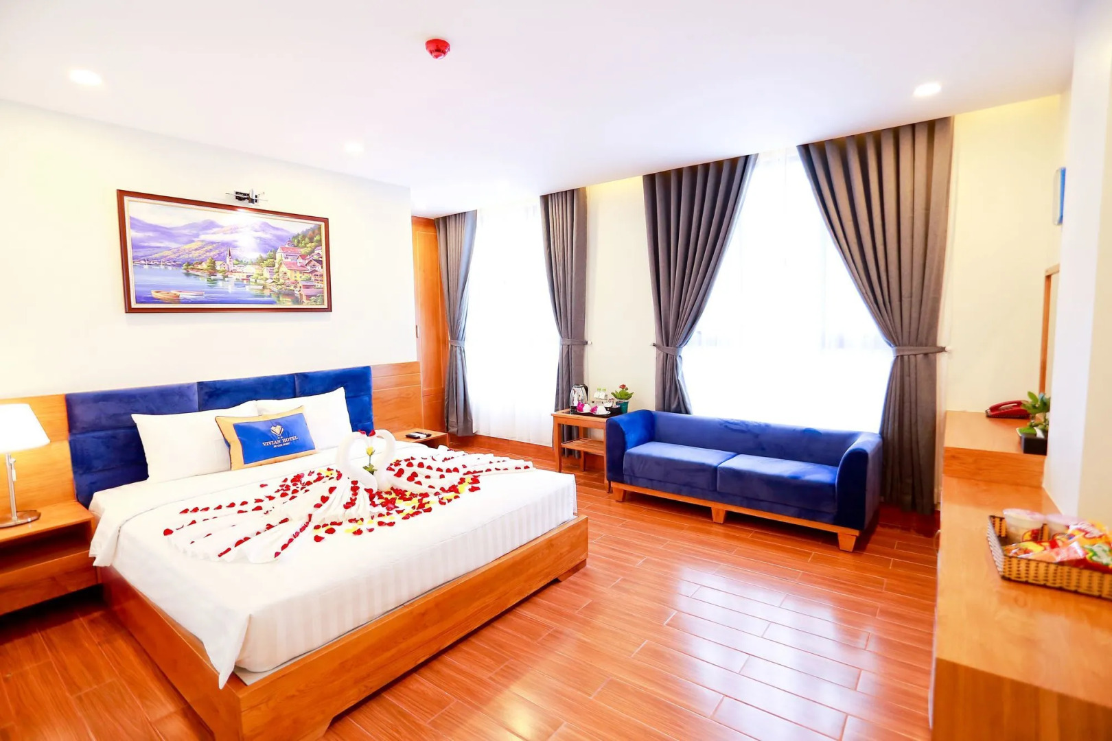 Vivian Hotel Saigon Airport