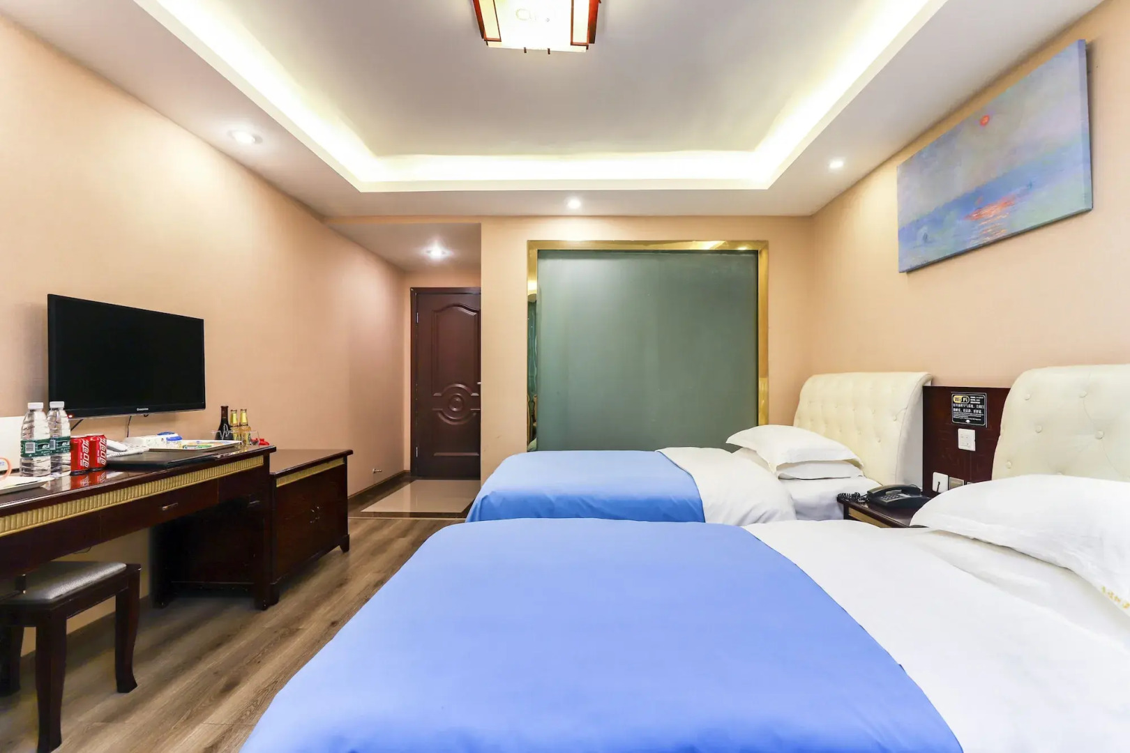 Mount Emei Happy Hotel