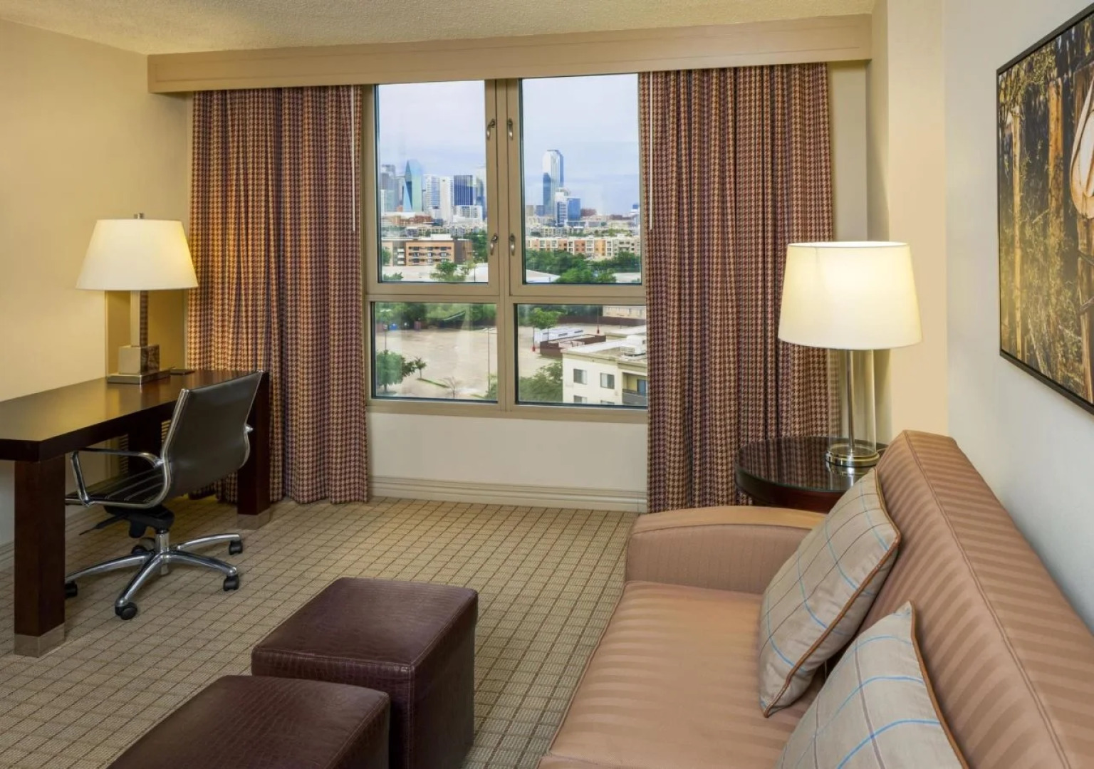 Sheraton Suites Market Center Dallas