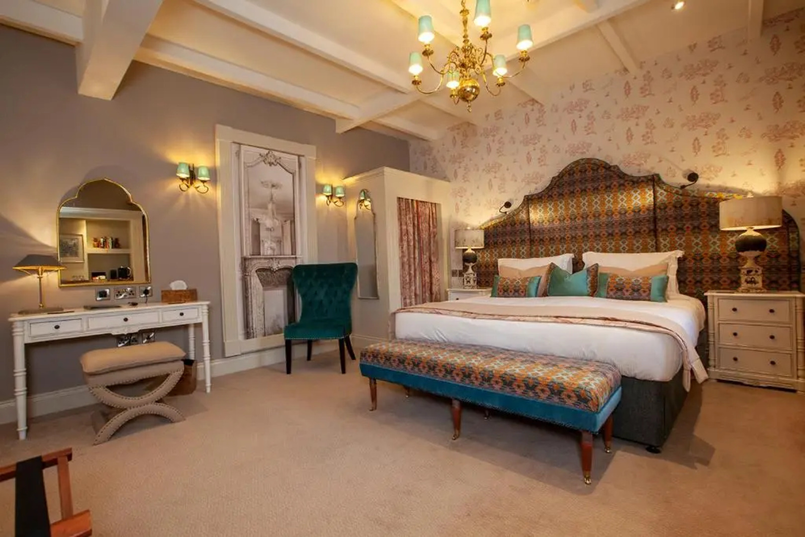 The Fox and Hounds Country Inn