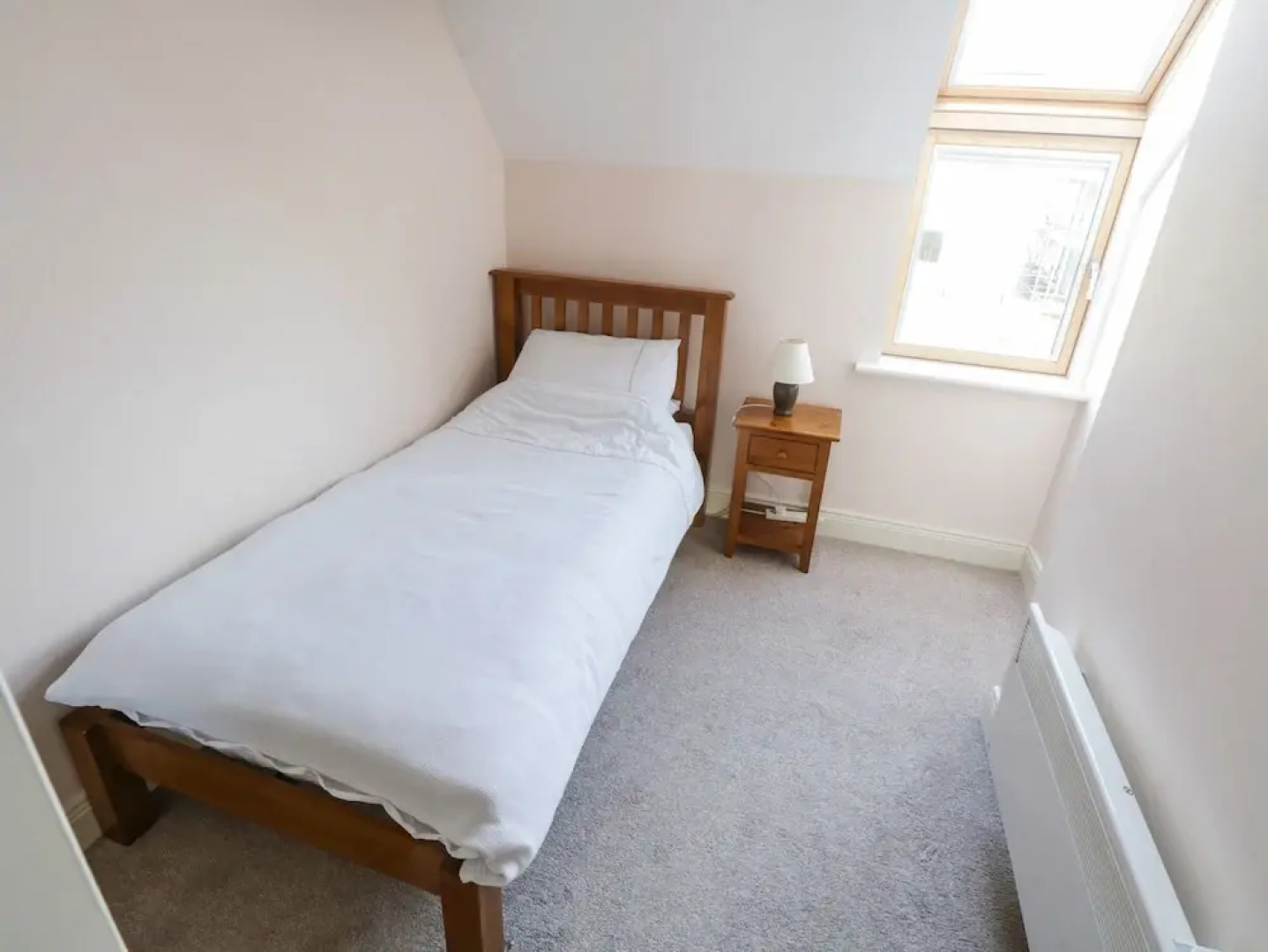 Sea Breeze Holiday Home