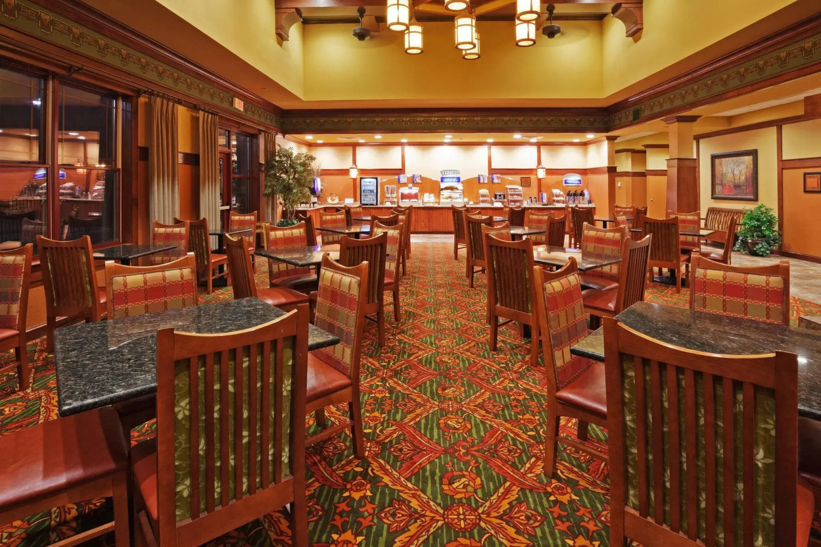 The Q Hotel And Suites