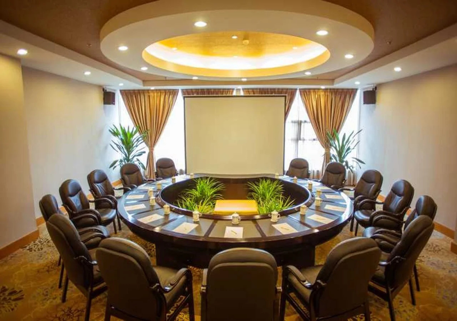 Universal House Hotel