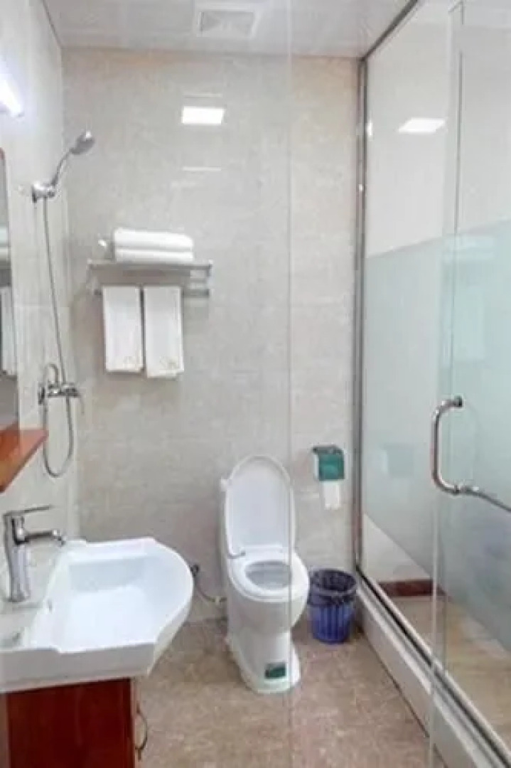 Longyang Express Hotel