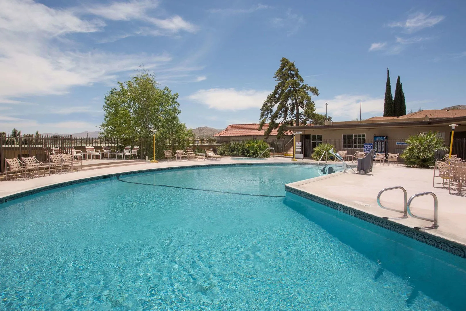 Field Station Joshua Tree