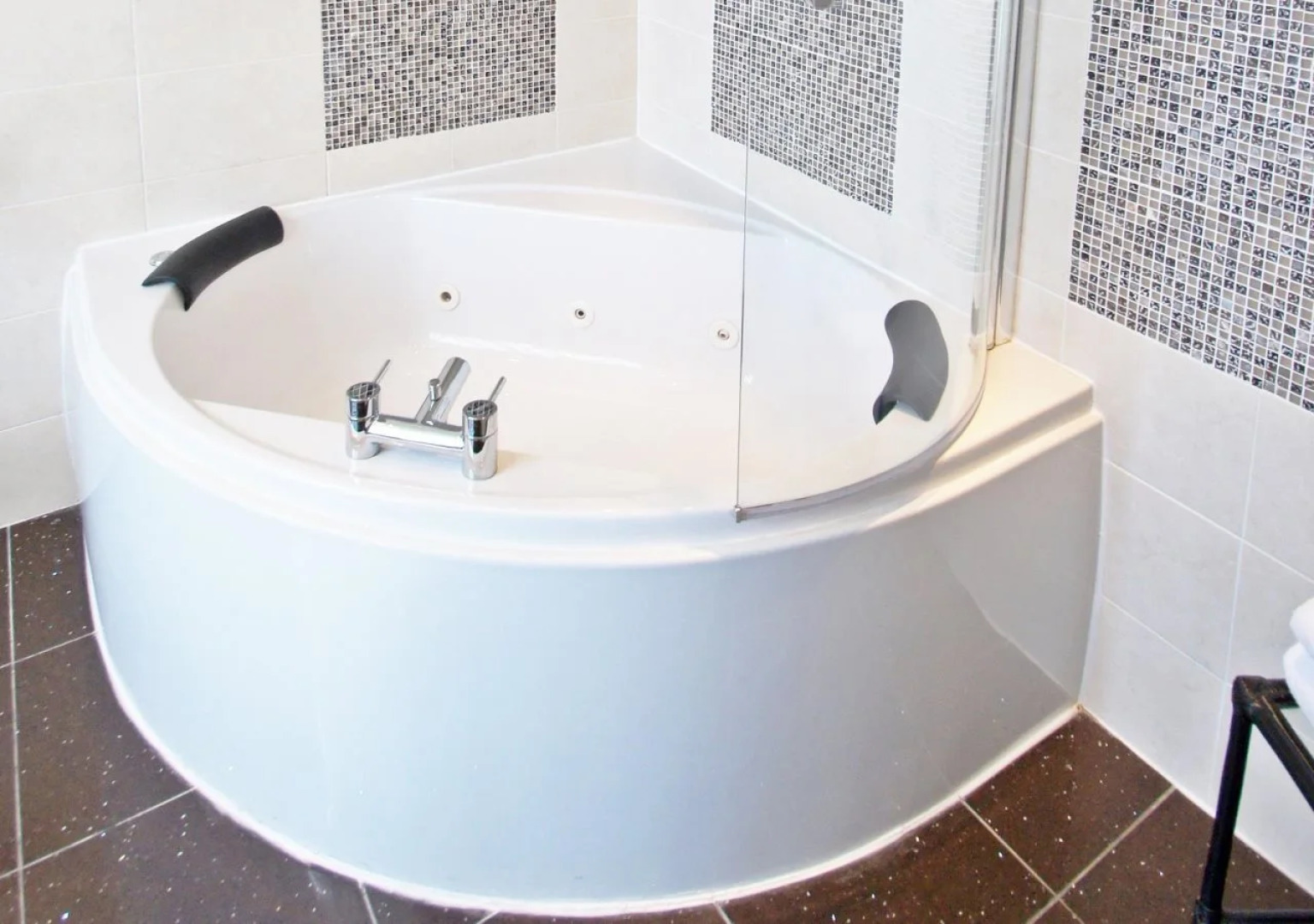 The Grand St Leger Hotel