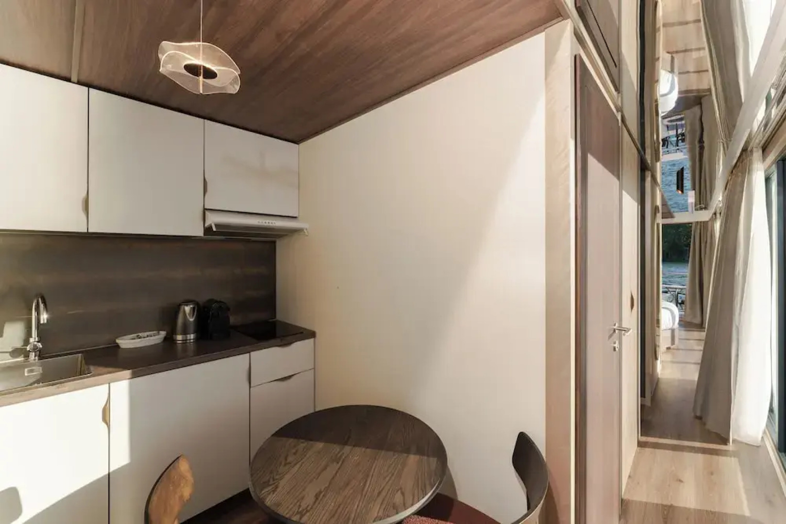 L'Escale Royale Port Ilon Seine Giverny