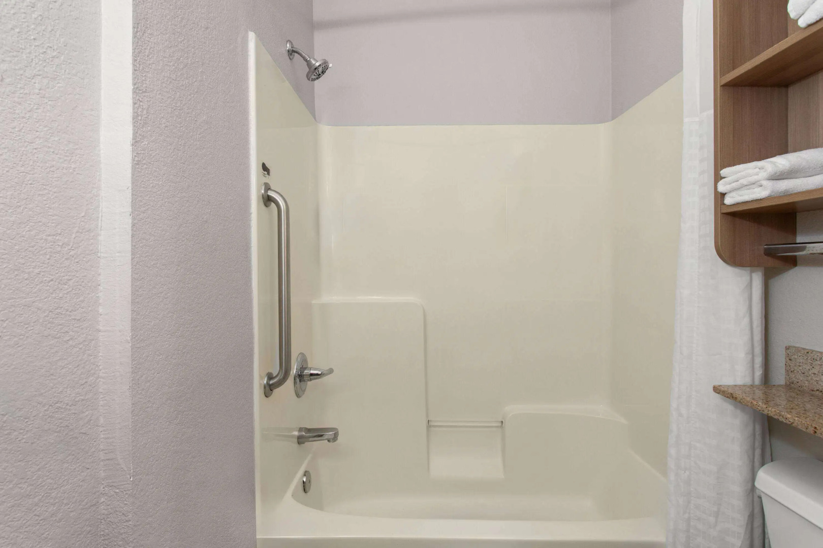 Microtel Inn & Suites by Wyndham Panama City