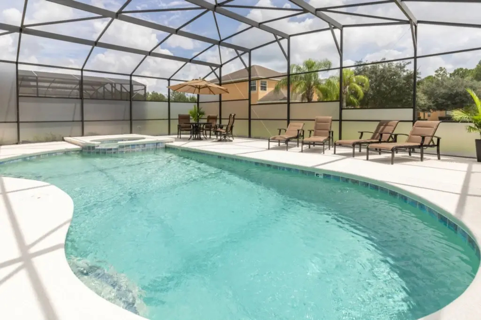 Watersong Dream- Theatre Room, Games, Pool & Spa, Davenport, US