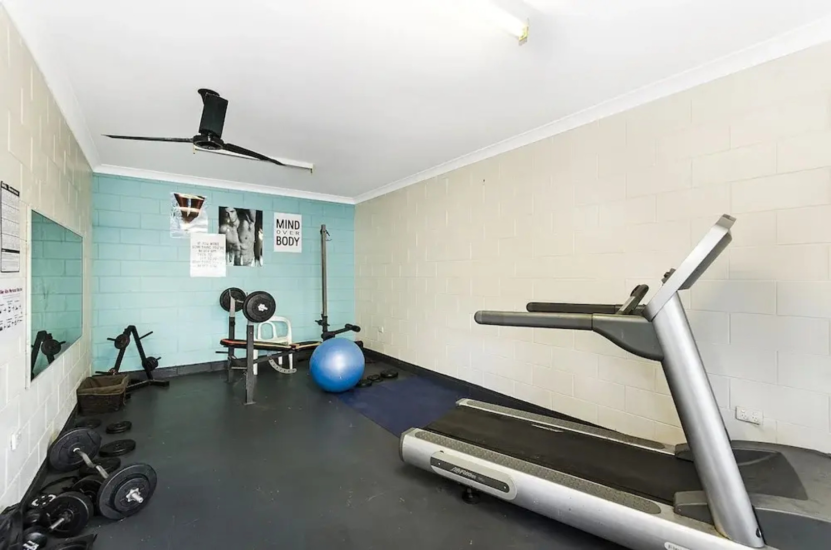 Adventurers Resort - Hostel