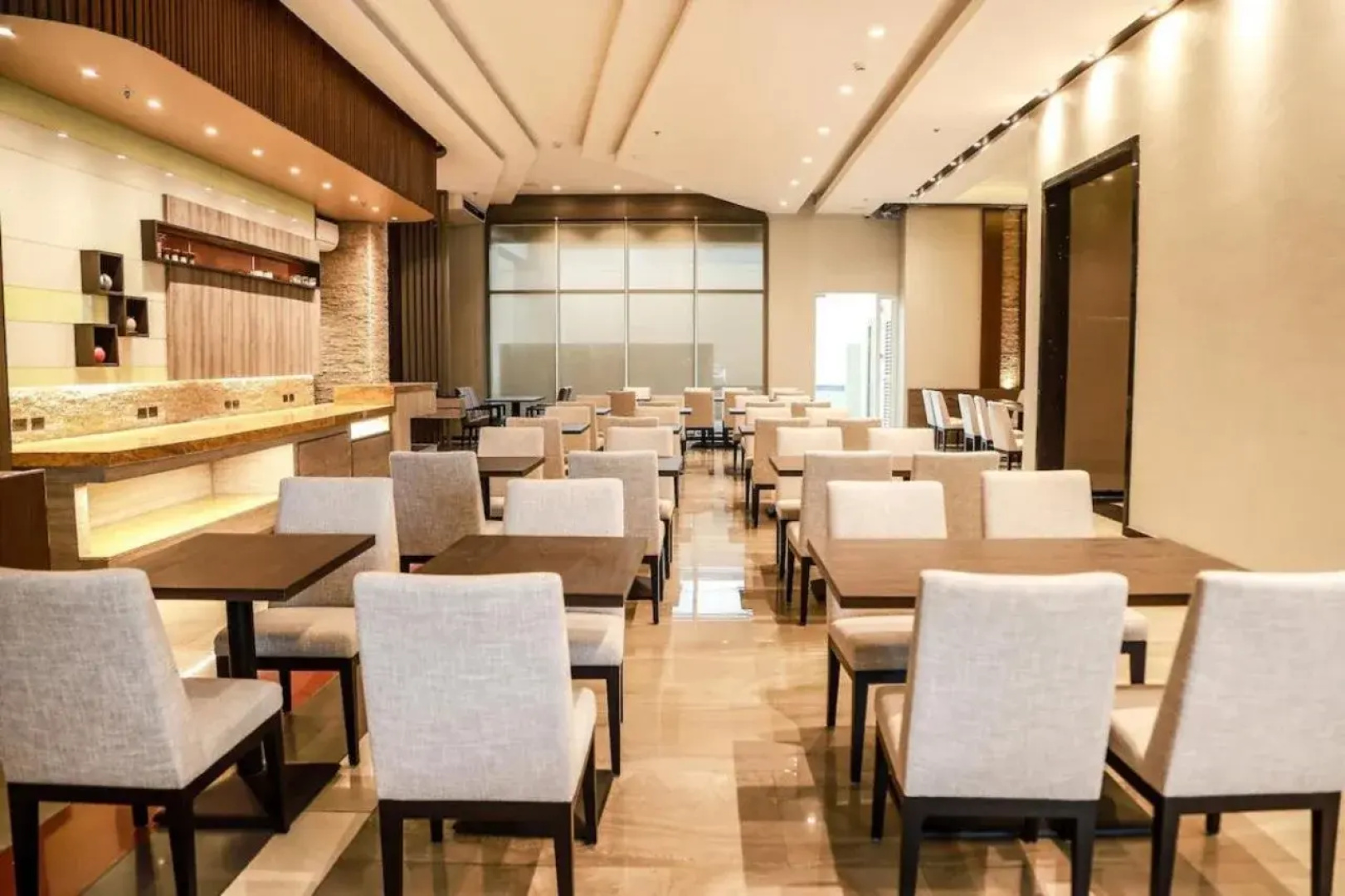 Sotogrande Hotel Katipunan