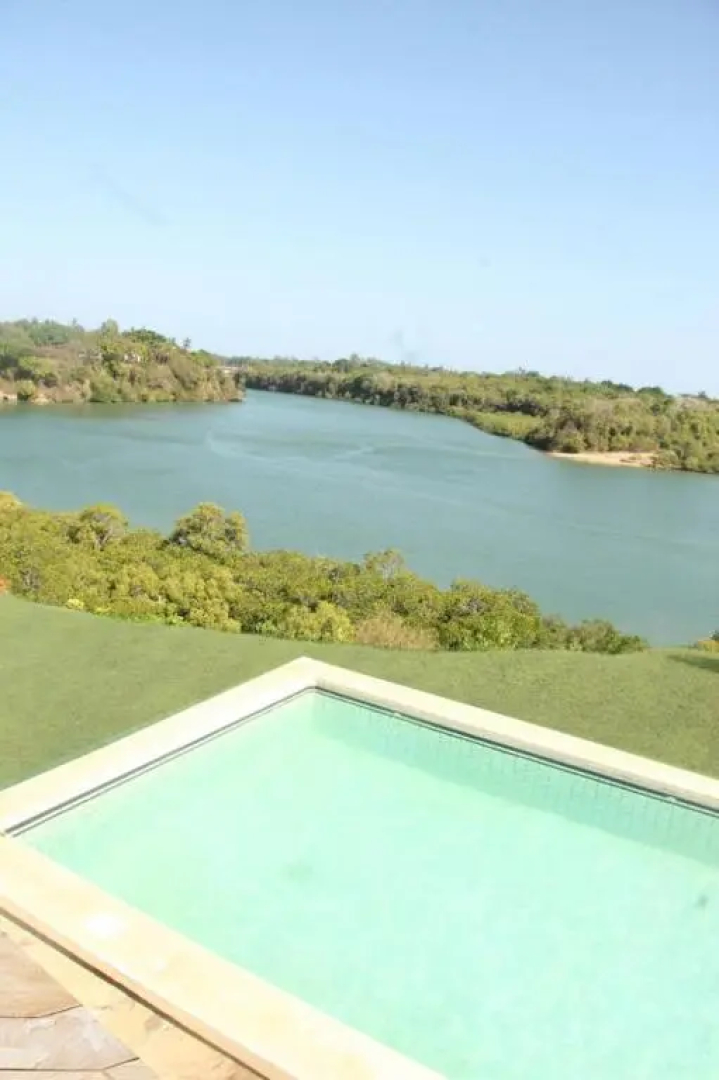 Lucky Sea Breeze Villa