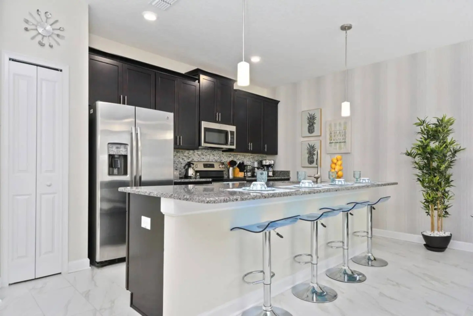 Super nice townhome near Disney with private pool