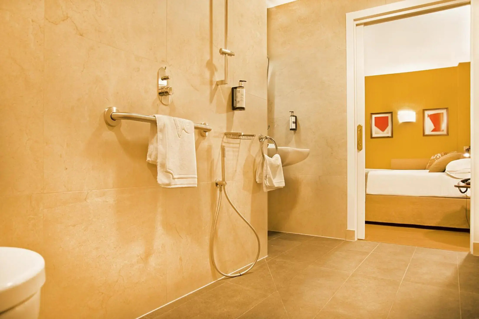 Hotel Tuscolana