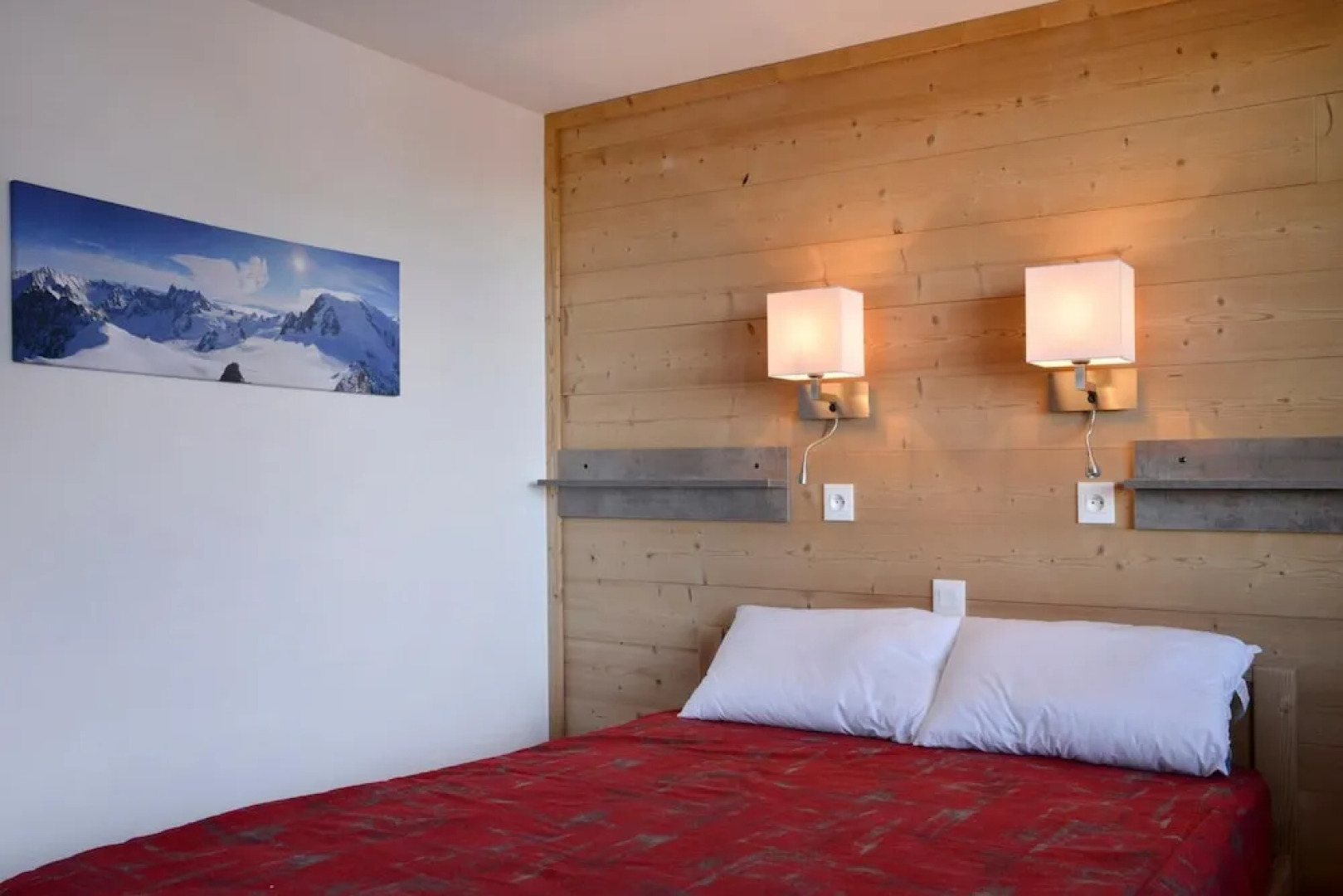 Residence Saintjacques -six-roomed Apartment for 14 People of 140 m2 S409