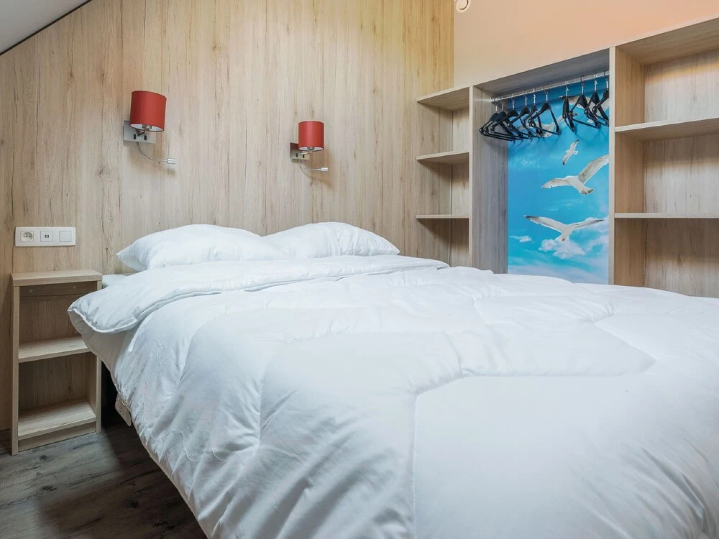 Modern Apartment With a Microwave, Near the Sea