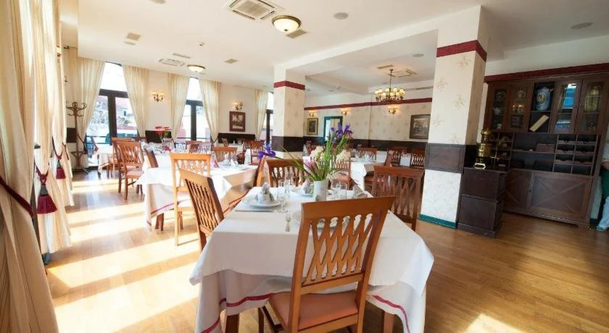 Hotel Ana Inn