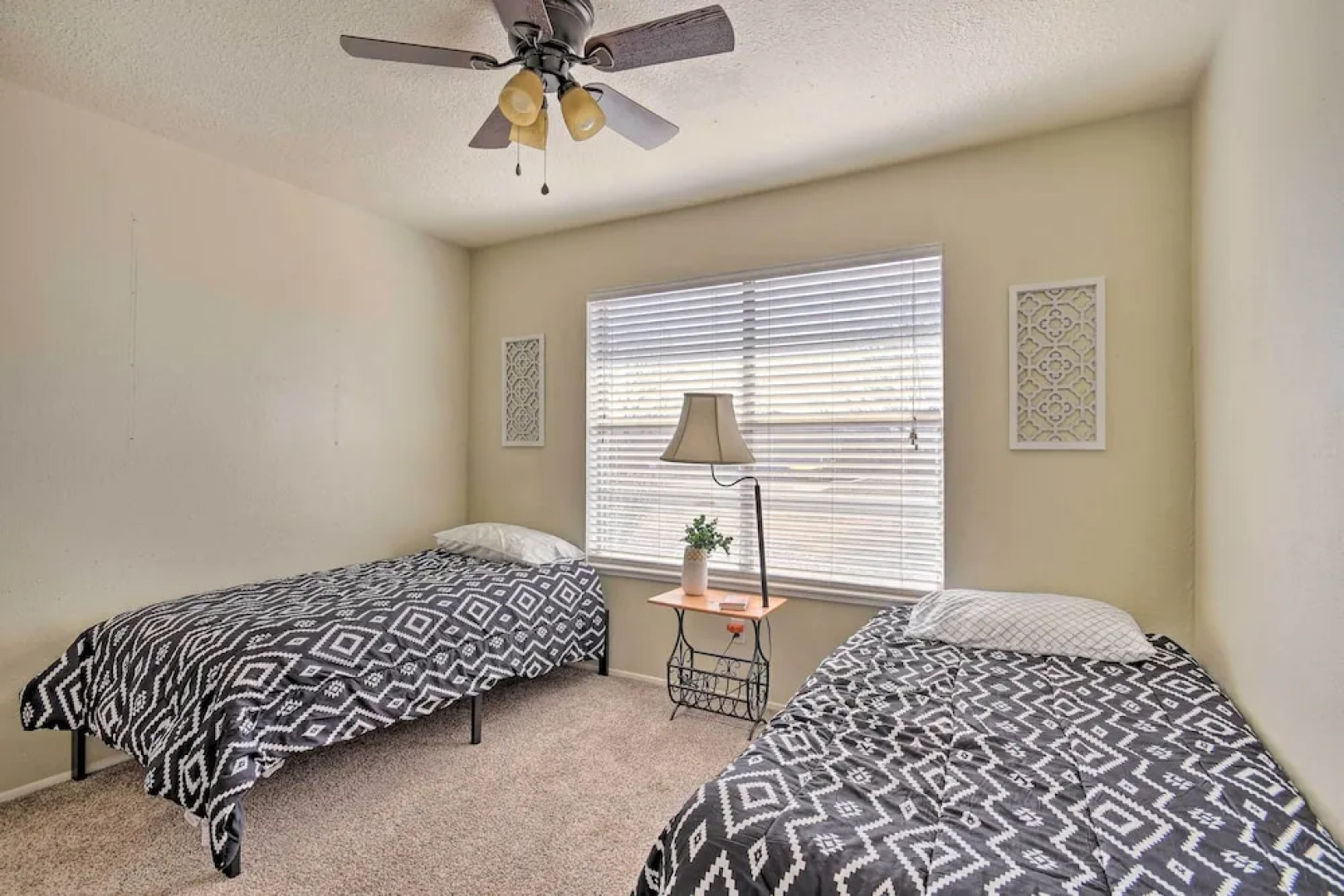 Charming Clovis Home w/ Covered Patio!